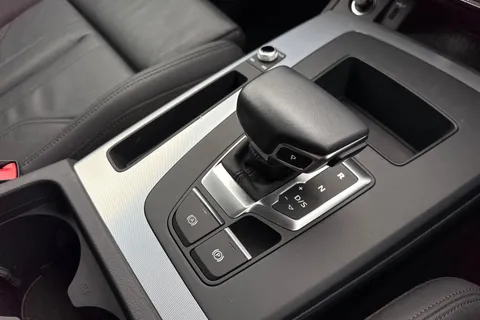 NJ72KBN Audi Q5 Sport 45 TFSI quattro 265 PS S tronic Thumbnail #24