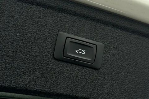 NJ72KBN Audi Q5 Sport 45 TFSI quattro 265 PS S tronic Thumbnail #26