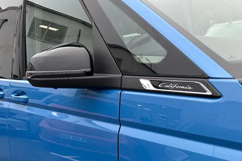 27 of 64 for VOLKSWAGEN CALIFORNIA 2.0 TSI Ocean 5dr DSG