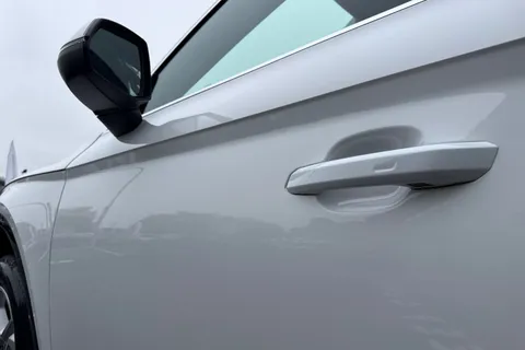 NJ72KBN Audi Q5 Sport 45 TFSI quattro 265 PS S tronic Thumbnail #32