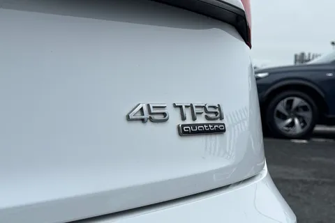 NJ72KBN Audi Q5 Sport 45 TFSI quattro 265 PS S tronic Thumbnail #34