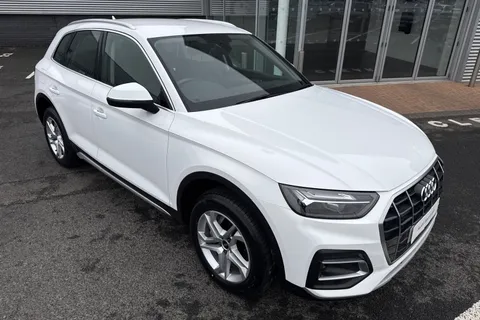 NJ72KBN Audi Q5 Sport 45 TFSI quattro 265 PS S tronic Thumbnail #37