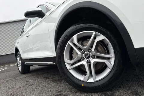 NJ72KBN Audi Q5 Sport 45 TFSI quattro 265 PS S tronic Thumbnail #39