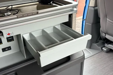 51 of 64 for VOLKSWAGEN CALIFORNIA 2.0 TSI Ocean 5dr DSG