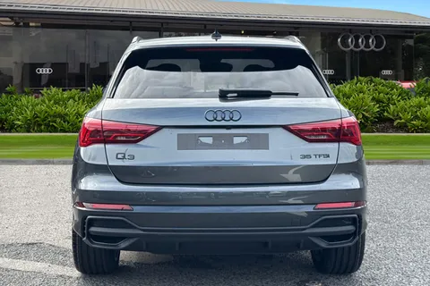  Audi Q3 1.5 TFSI CoD 35 Black Edition S Tronic Euro 6 (s/s) 5dr Thumbnail #5