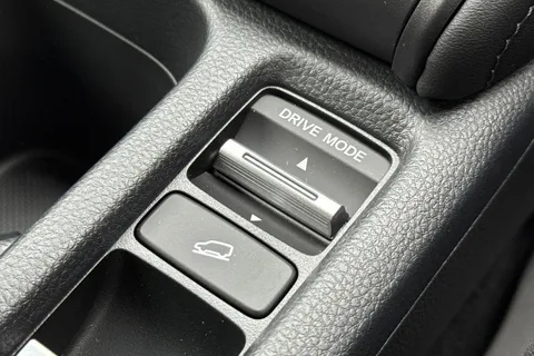 38 of 55 for Honda HR-V 1.5 h i-MMD e:HEV Advance CVT Euro 6 (s/s) 5dr