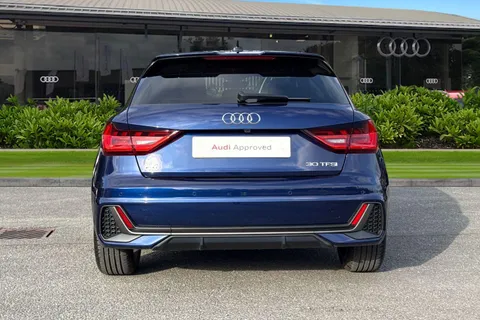 DE25UTT Audi A1 S line 30 TFSI 116 PS S tronic Thumbnail #5