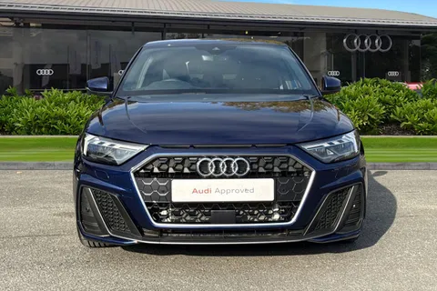 DE25UTT Audi A1 S line 30 TFSI 116 PS S tronic Thumbnail #6