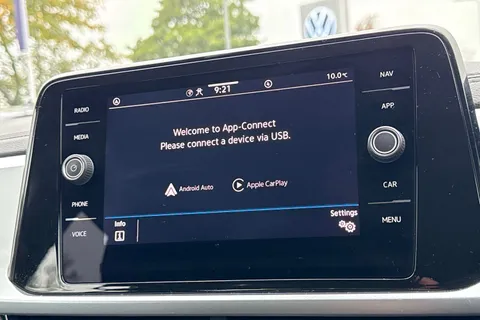 DC23XWW Volkswagen T-Roc 1.0 TSI 2024MY Life | App Connect | ACC Thumbnail #30