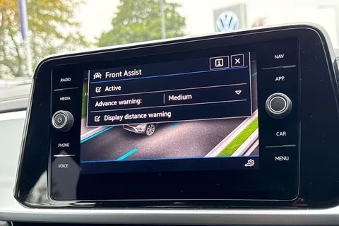 DC23XWW Volkswagen T-Roc 1.0 TSI 2024MY Life | App Connect | ACC Thumbnail #32