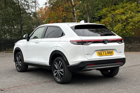 KE73RNV Honda HR-V 1.5 eHEV Elegance 5dr CVT Thumbnail #3