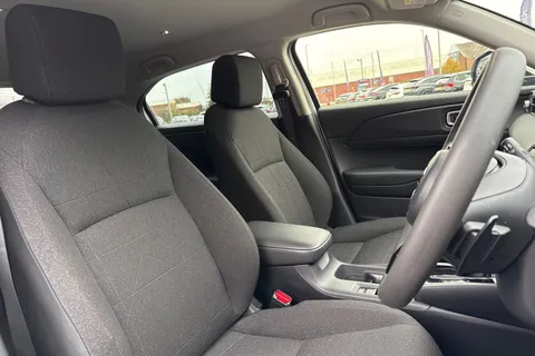 KE73RNV Honda HR-V 1.5 eHEV Elegance 5dr CVT Thumbnail #25