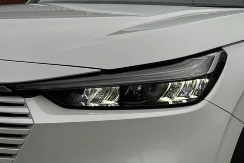 KE73RNV Honda HR-V 1.5 eHEV Elegance 5dr CVT Thumbnail #28