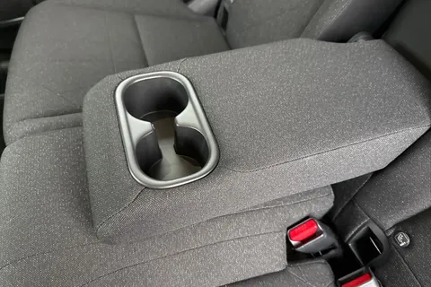 KE73RNV Honda HR-V 1.5 eHEV Elegance 5dr CVT Thumbnail #33