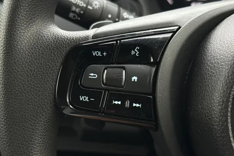 KE73RNV Honda HR-V 1.5 eHEV Elegance 5dr CVT Thumbnail #36