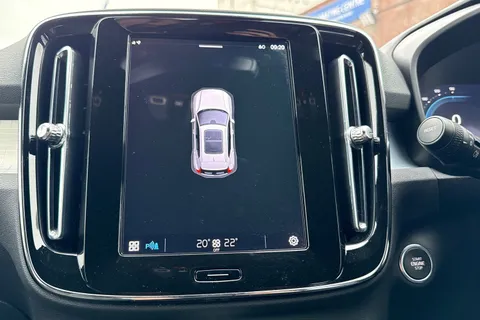 CV72KVP Volvo Xc40 2.0 B3 MHEV Core DCT Auto Euro 6 (s/s) 5dr Thumbnail #47