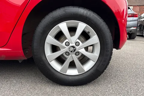 23 of 40 for SKODA CITIGO 1.0 MPI GreenTech SE 5dr