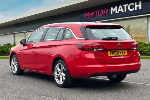 PN68VEF Vauxhall Astra 1.6 CDTi BlueInjection SRi Sports Tourer Euro 6 (s/s) 5dr Thumbnail #3