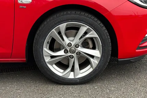 PN68VEF Vauxhall Astra 1.6 CDTi BlueInjection SRi Sports Tourer Euro 6 (s/s) 5dr Thumbnail #7