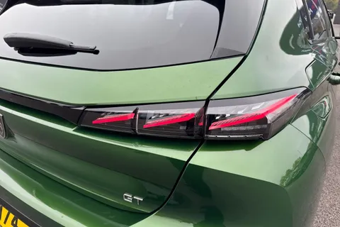 KW74JZP PEUGEOT 308 1.2 PureTech GT EAT Euro 6 (s/s) 5dr Thumbnail #8