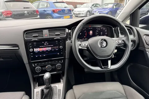 18 of 60 for VOLKSWAGEN GOLF 1.5 TSI EVO GT 5dr DSG