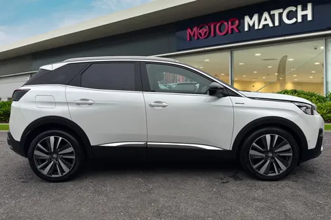 AF70MYH PEUGEOT 3008 1.2 PureTech GT Line Premium Euro 6 (s/s) 5dr Thumbnail #4