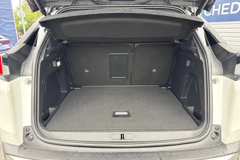 AF70MYH PEUGEOT 3008 1.2 PureTech GT Line Premium Euro 6 (s/s) 5dr Thumbnail #7