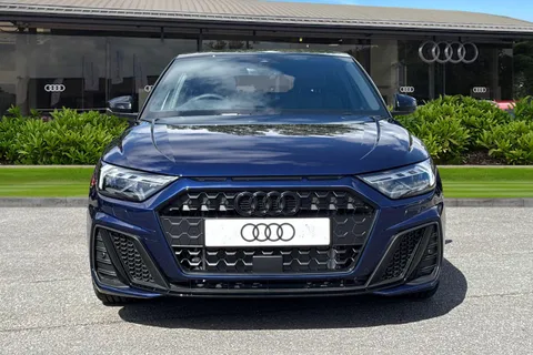  Audi A1 1.0 TFSI 30 Black Edition Sportback Euro 6 (s/s) 5dr Thumbnail #6