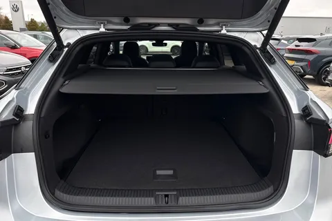 KY74DHZ Volkswagen Id.7 250kW 4MOTION GTX 86kWh 5dr Auto, **EXTERIOR PACK PLUS+21 INCH ALLOYS** Thumbnail #8