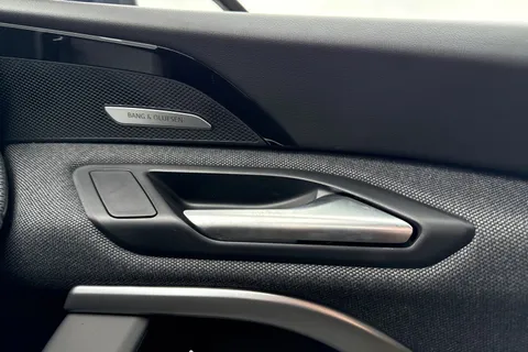  Audi Q5 2.0 TDI S line S Tronic quattro Euro 6 (s/s) 5dr Thumbnail #18