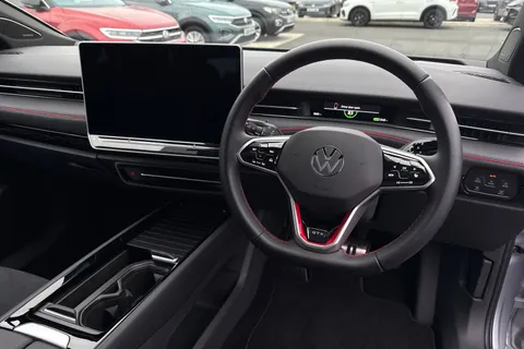 KY74DHZ Volkswagen Id.7 250kW 4MOTION GTX 86kWh 5dr Auto, **EXTERIOR PACK PLUS+21 INCH ALLOYS** Thumbnail #19