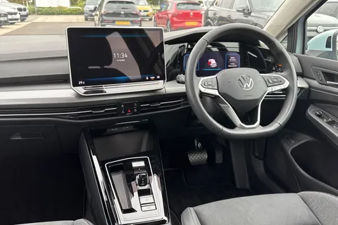 DA25PCF Volkswagen Golf 1.5 TSI 204 Style eHybrid 5dr DSG **AREA VIEW CAMERAS** Thumbnail #19