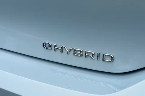 DA25PCF Volkswagen Golf 1.5 TSI 204 Style eHybrid 5dr DSG **AREA VIEW CAMERAS** Thumbnail #27