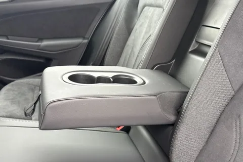 DA25PCF Volkswagen Golf 1.5 TSI 204 Style eHybrid 5dr DSG **AREA VIEW CAMERAS** Thumbnail #30