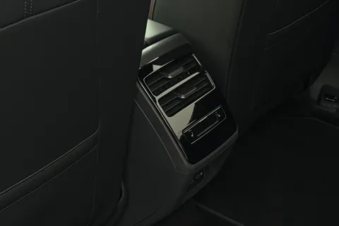 KY74DHZ Volkswagen Id.7 250kW 4MOTION GTX 86kWh 5dr Auto, **EXTERIOR PACK PLUS+21 INCH ALLOYS** Thumbnail #34