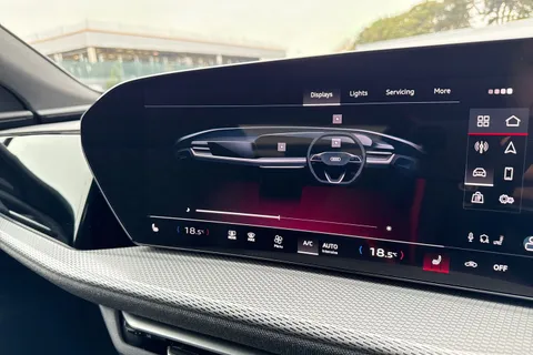  Audi Q5 2.0 TDI S line S Tronic quattro Euro 6 (s/s) 5dr Thumbnail #39