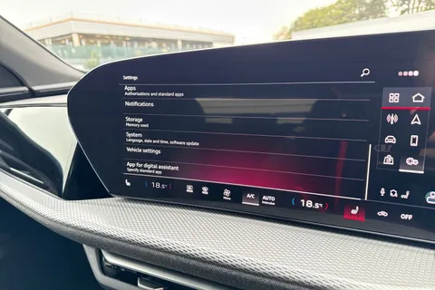  Audi Q5 2.0 TDI S line S Tronic quattro Euro 6 (s/s) 5dr Thumbnail #41