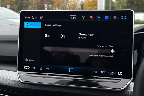 DA25PCF Volkswagen Golf 1.5 TSI 204 Style eHybrid 5dr DSG **AREA VIEW CAMERAS** Thumbnail #40