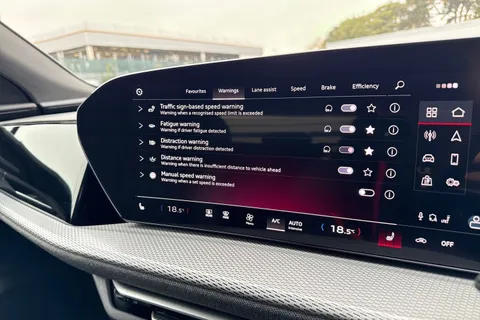  Audi Q5 2.0 TDI S line S Tronic quattro Euro 6 (s/s) 5dr Thumbnail #43