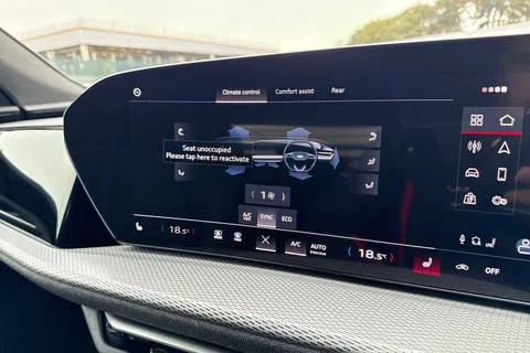  Audi Q5 2.0 TDI S line S Tronic quattro Euro 6 (s/s) 5dr Thumbnail #48