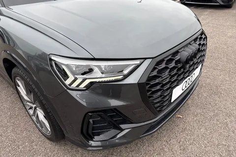 Audi Q3 2.0 TFSI 40 Black Edition Sportback S Tronic quattro Euro 6 (s/s) 5dr Thumbnail #9