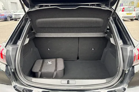 NX71YKG PEUGEOT e-208 50kWh GT Premium Auto 5dr Thumbnail #7