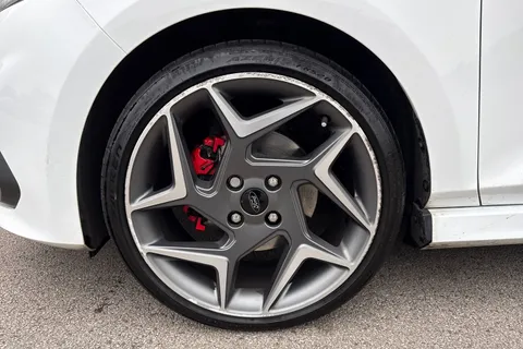 MJ68UDZ Ford Fiesta 1.5T EcoBoost ST-2 Euro 6 3dr Thumbnail #11