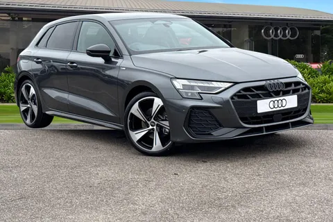  Audi A3 1.5 TFSI Black Edition Sportback Euro 6 (s/s) 5dr Thumbnail #2