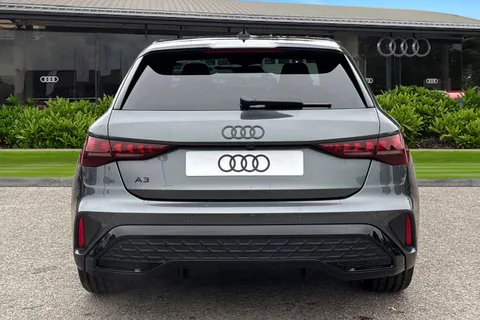  Audi A3 1.5 TFSI Black Edition Sportback Euro 6 (s/s) 5dr Thumbnail #5