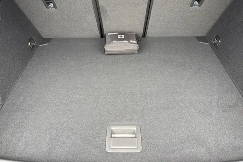  Audi A3 1.5 TFSI Black Edition Sportback Euro 6 (s/s) 5dr Thumbnail #7