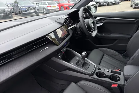  Audi A3 1.5 TFSI Black Edition Sportback Euro 6 (s/s) 5dr Thumbnail #15