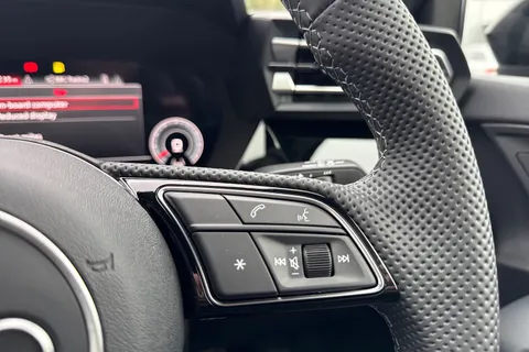  Audi A3 1.5 TFSI Black Edition Sportback Euro 6 (s/s) 5dr Thumbnail #25