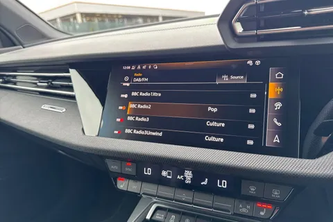  Audi A3 1.5 TFSI Black Edition Sportback Euro 6 (s/s) 5dr Thumbnail #34