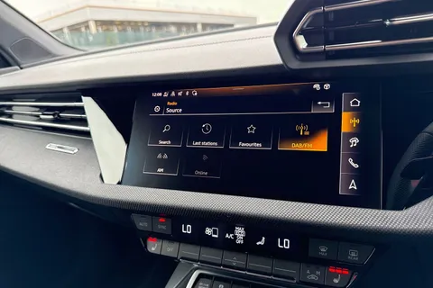  Audi A3 1.5 TFSI Black Edition Sportback Euro 6 (s/s) 5dr Thumbnail #35